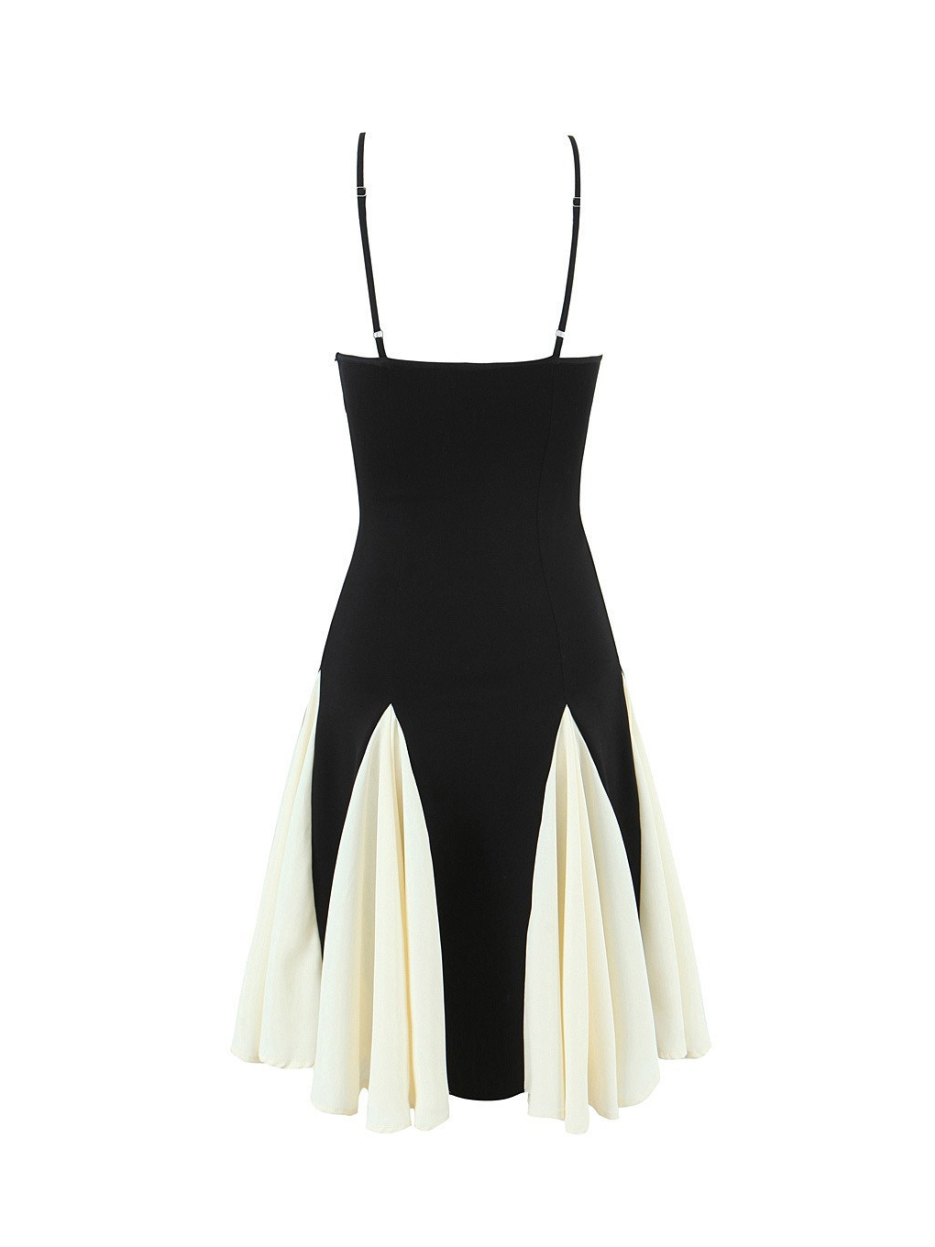 Yelda Contrast Pleated Mini Dress