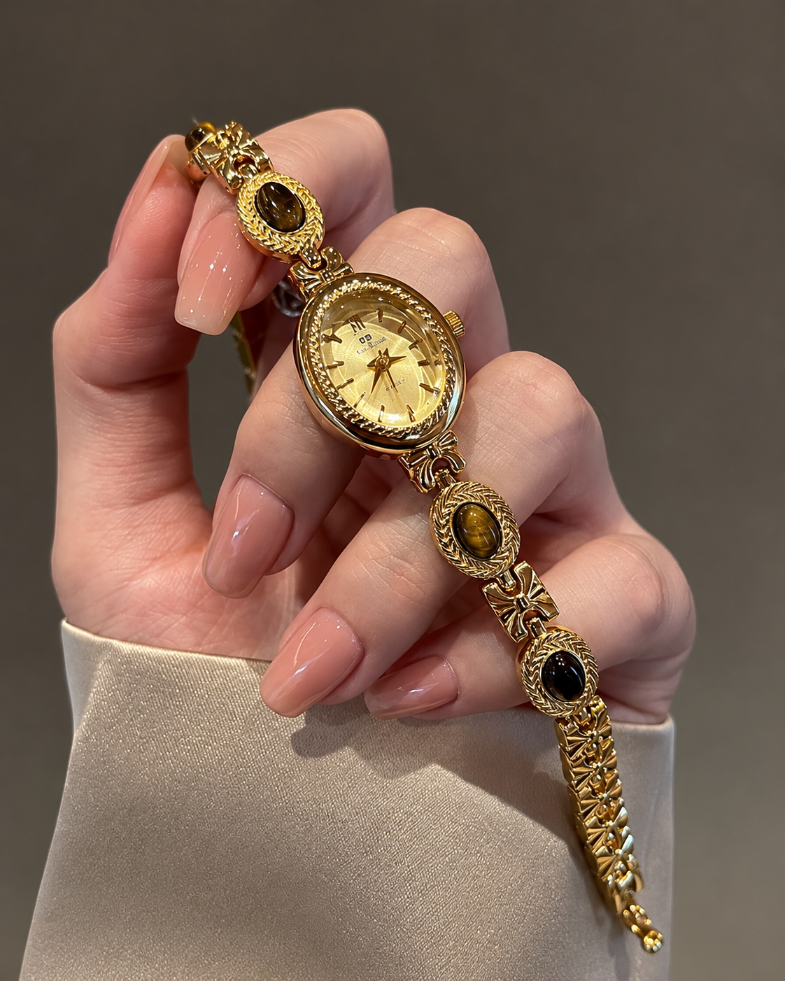 Vintage Oval Gemstone Bracelet Watch
