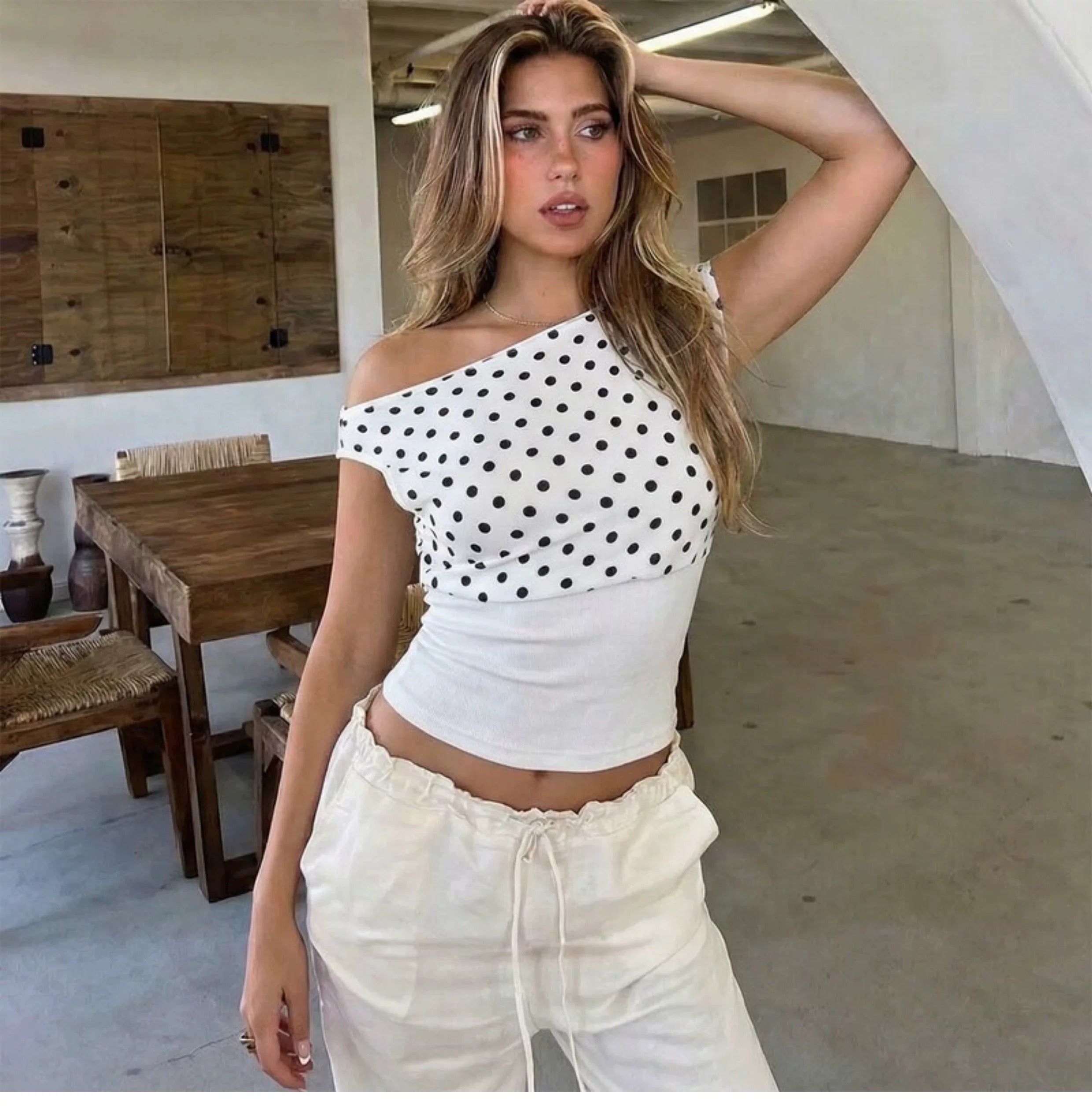 Maelys Polka Dot One-Shoulder Top