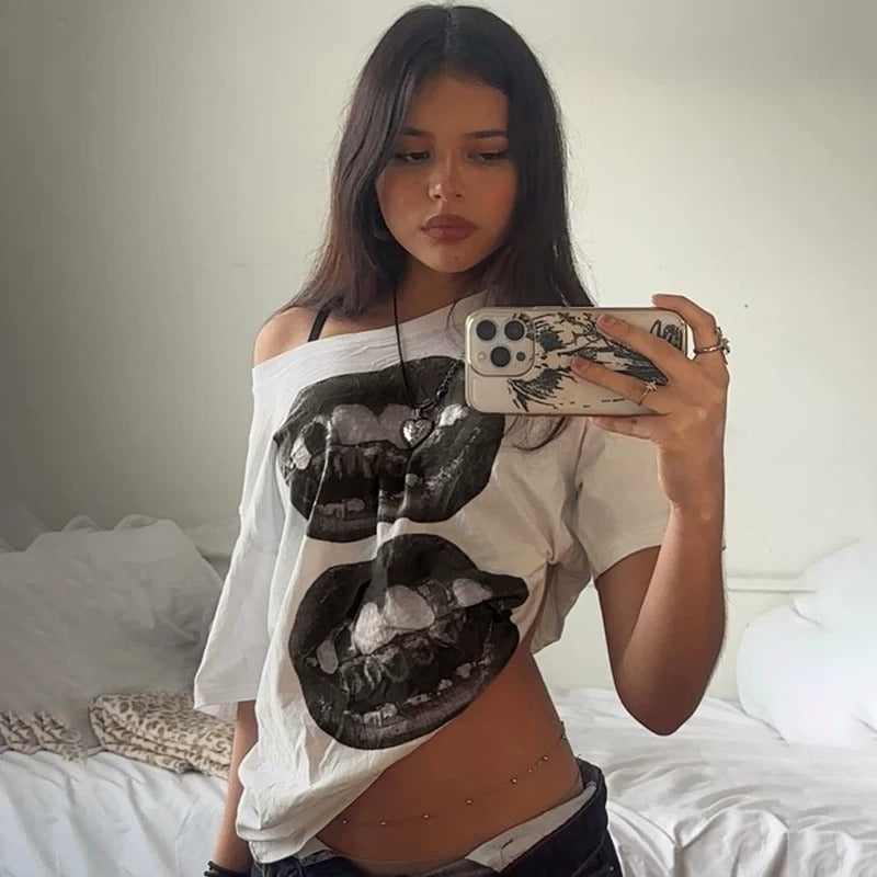 Arlette Graphic Lips Oversized T-Shirt