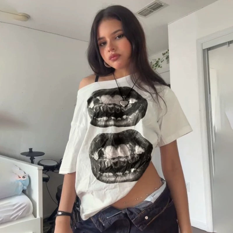 Arlette Graphic Lips Oversized T-Shirt