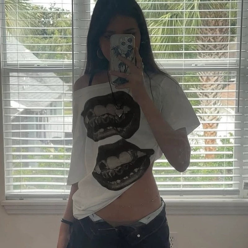 Arlette Graphic Lips Oversized T-Shirt