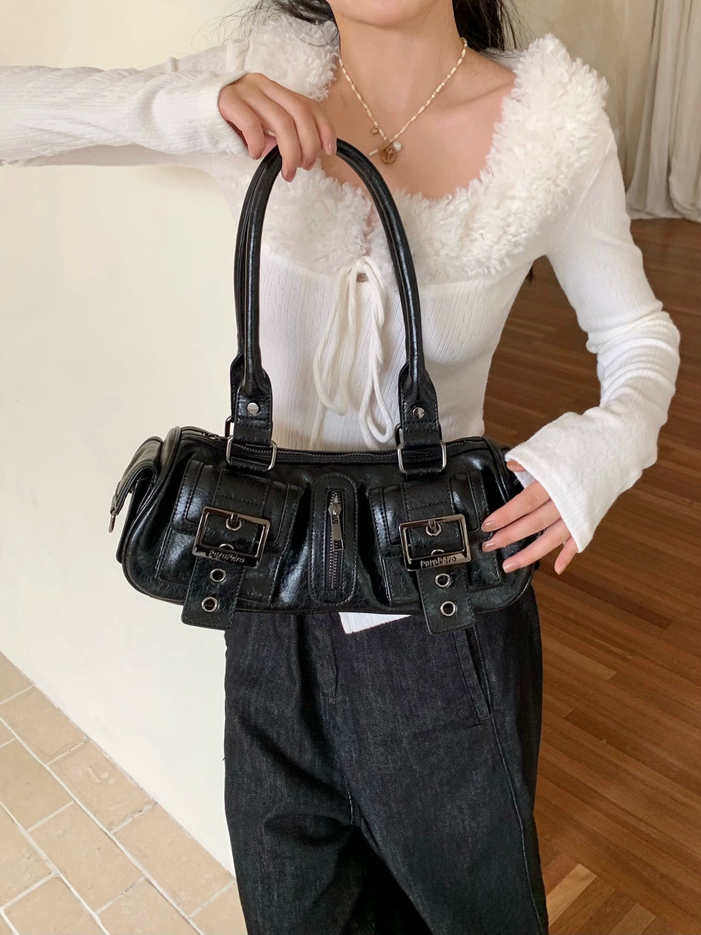 Nola Vintage Y2K Boston Shoulder Bag