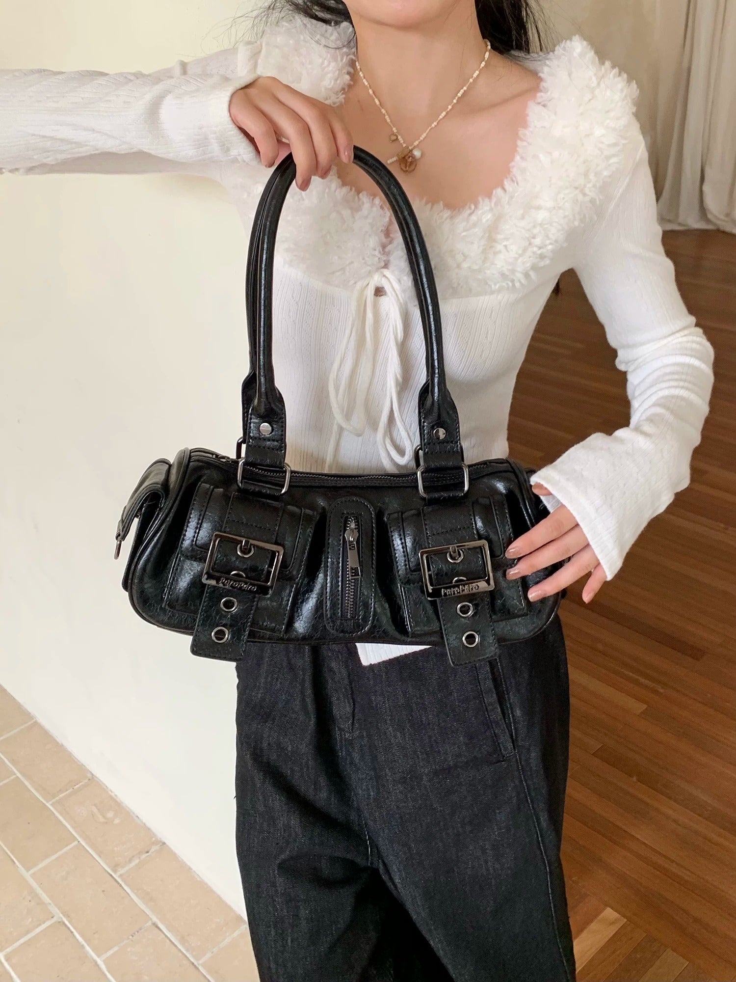 Nola Vintage Y2K Boston Shoulder Bag