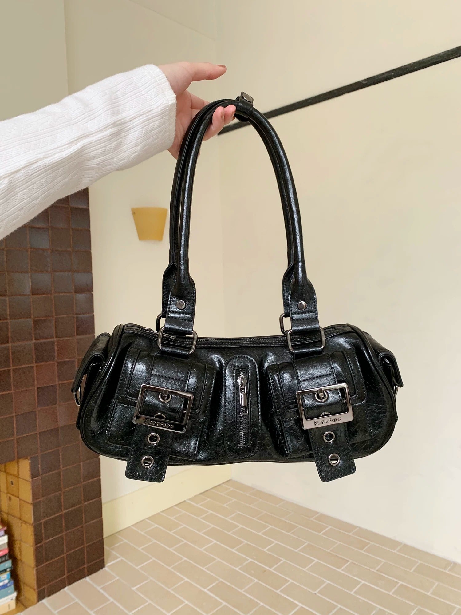 Nola Vintage Y2K Boston Shoulder Bag