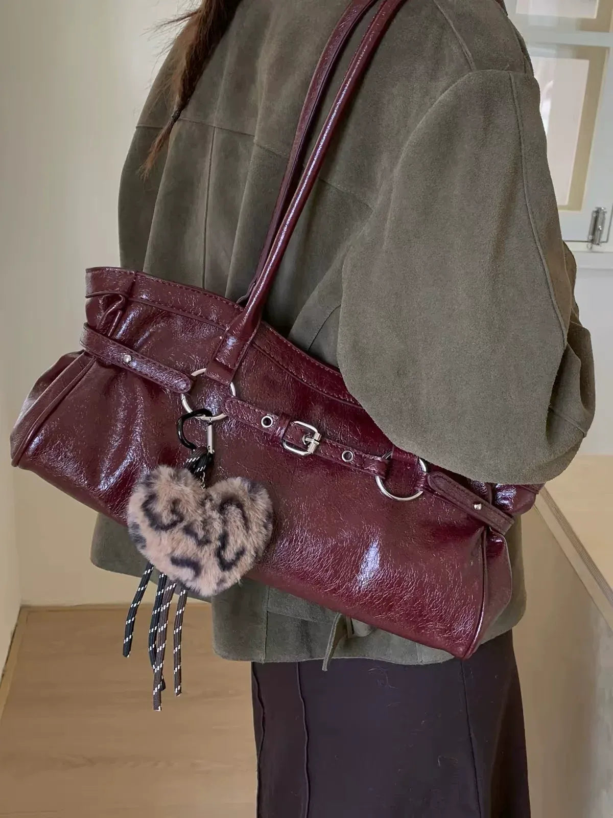 Cecily Vintage Waxed Leather Buckle Tote Bag