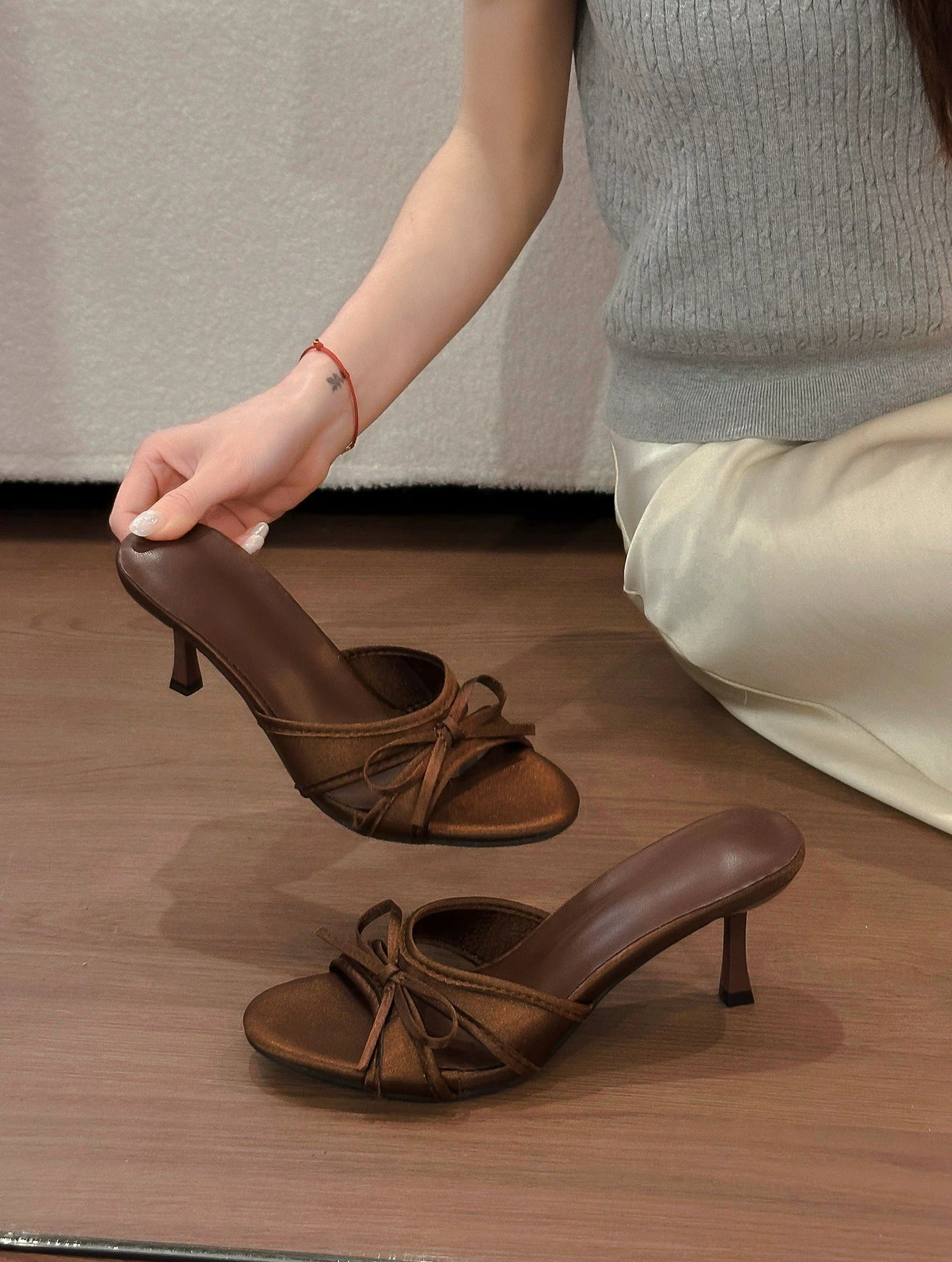 Veronica Bow-Detail Heeled Mules