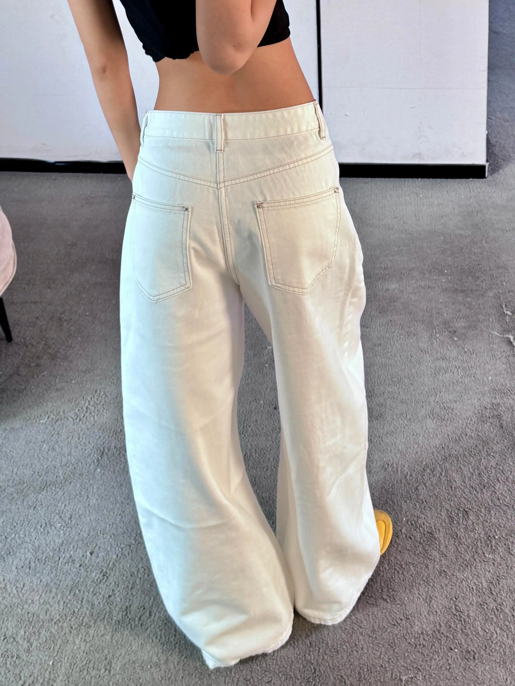 Livia Vintage Embroidered Wide-Leg Jeans